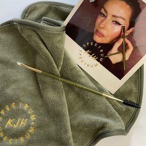 Katie Jane Hughes x Spectrum Brushes #23 KJH